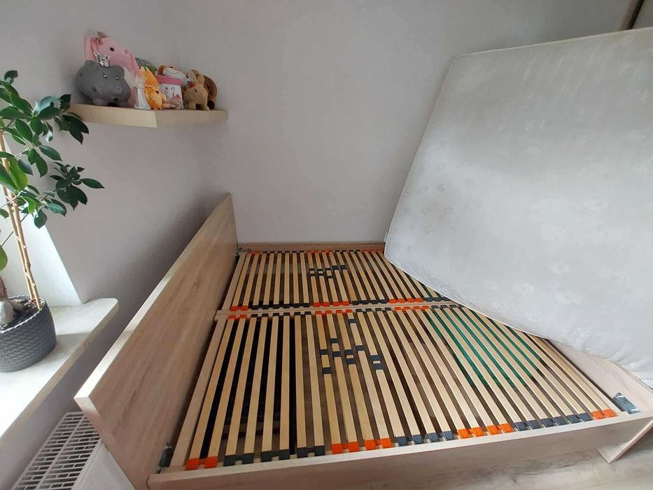 Łóżko sypialniane 200x160