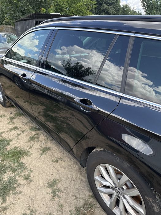 Drzwi lewe tył passat b8 kombi lc9x kompletne