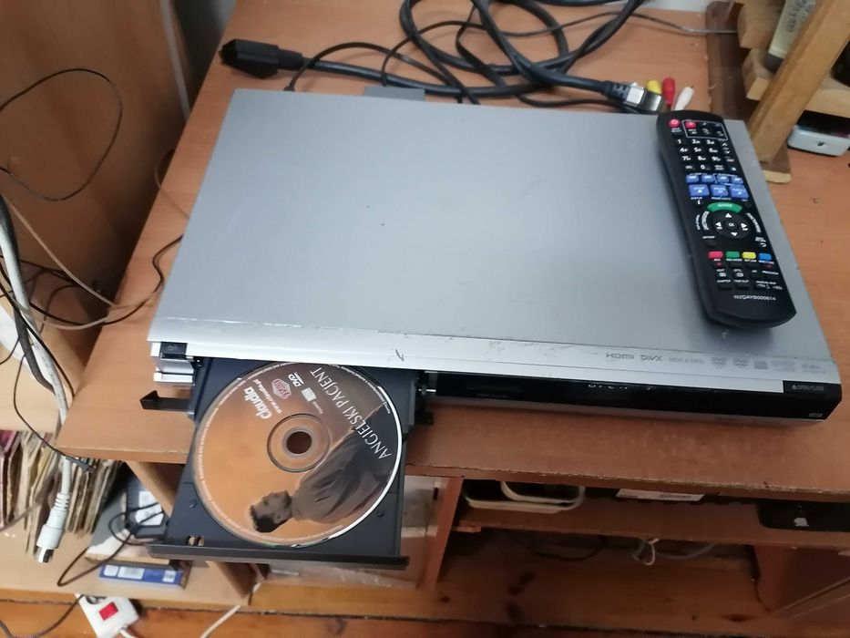 Nagrywarka Panasonic DMR-EH545 USB HDMI kopiarkaDVD-RW/HDD 250GB PILOT