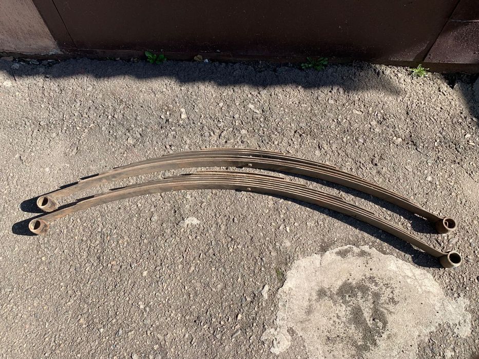 Ресори, Коробка передач, Редуктор руля на Москвич 2140/412