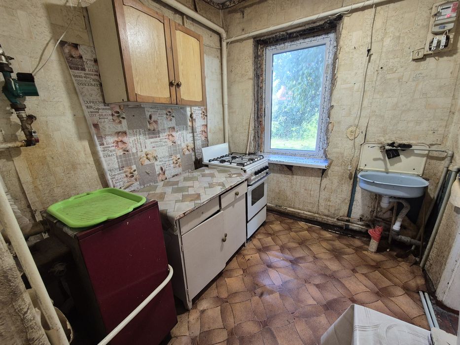 Продаж будинку по вулиці Миру