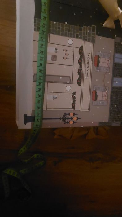 Przepiękny kalendarz adwentowy Pusty