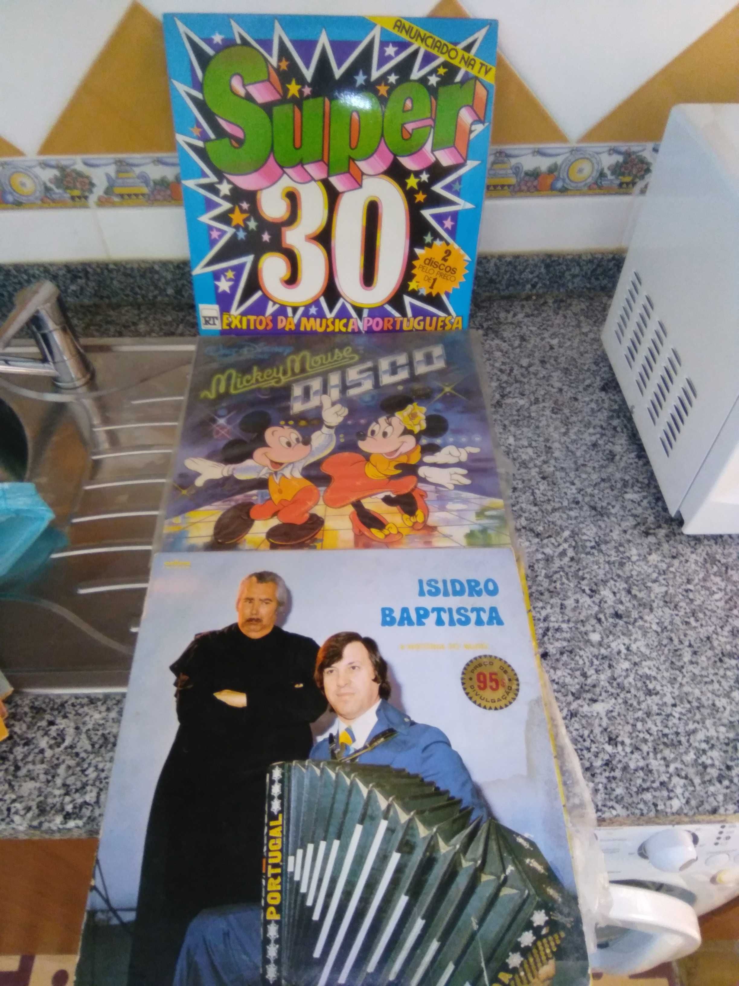 Discos em vinil em bom estado