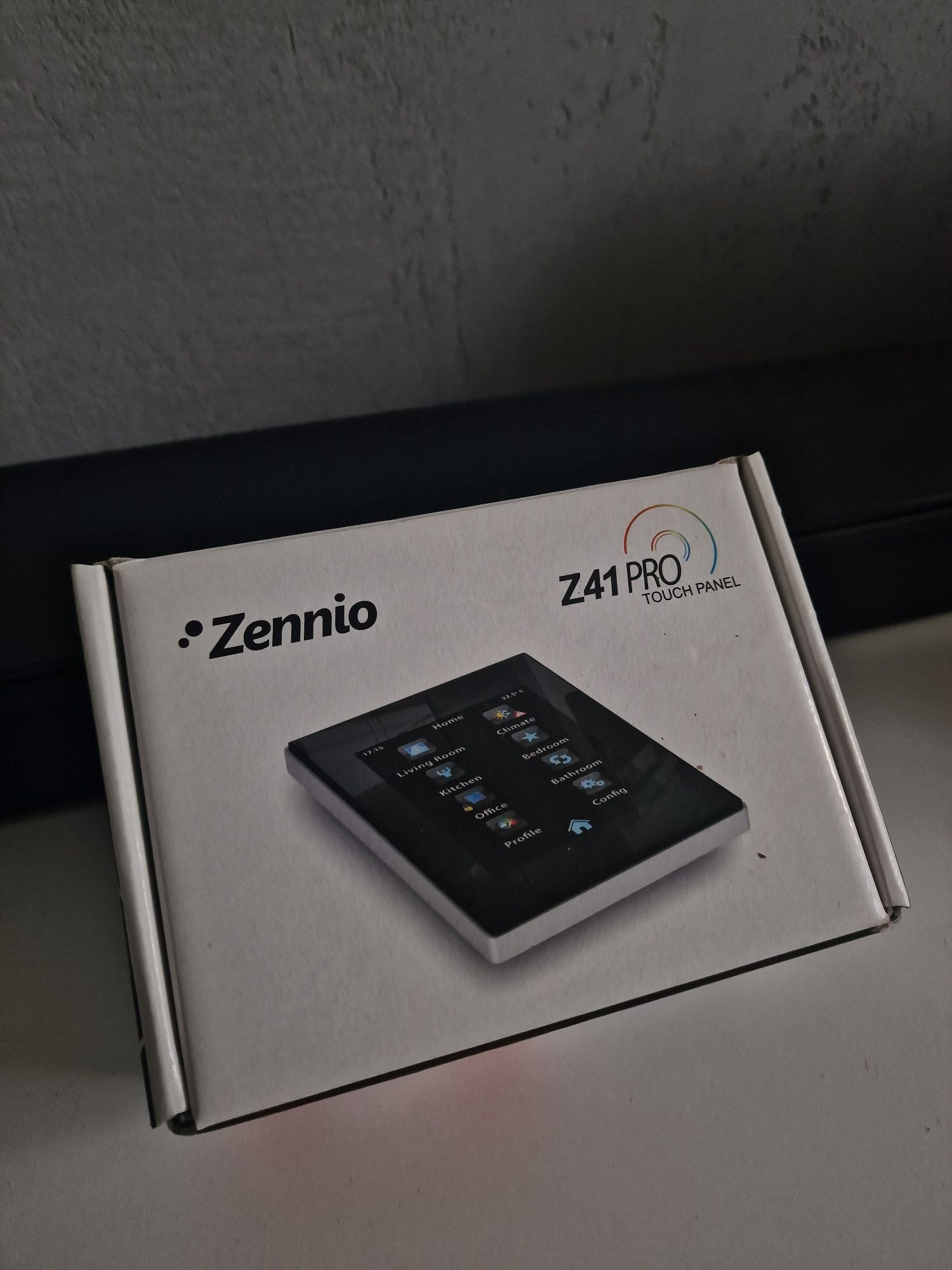 Panel dotykowy do inteligentnego domu, , Zennio Z41 Pro