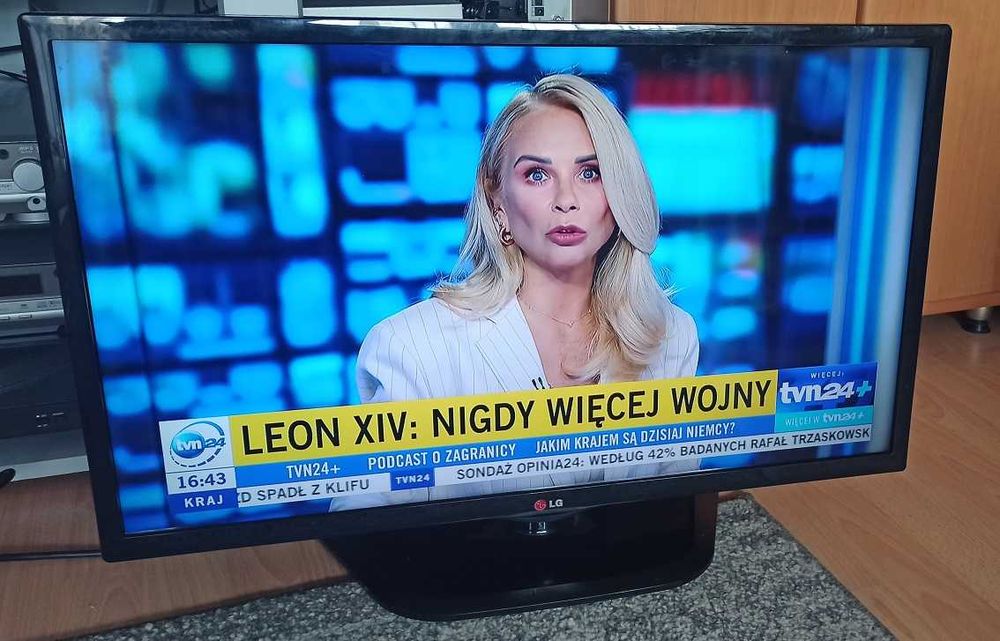 Telewizor LG 32" + pilot