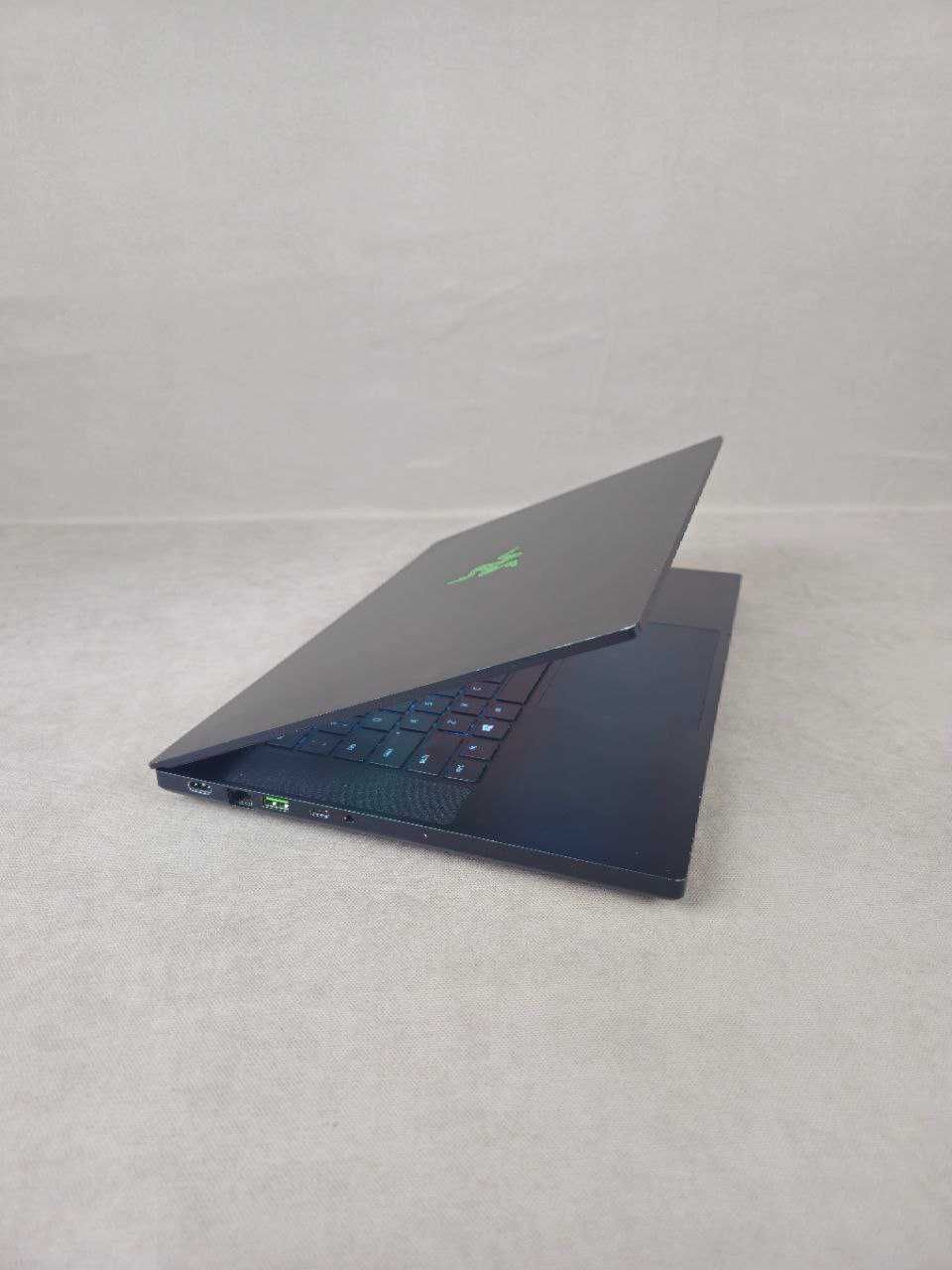 Razer Blade 15/144Hz/i7-10750H/GTX 1660Ti/16GB RAM/SSD 256GB+500GB/USA