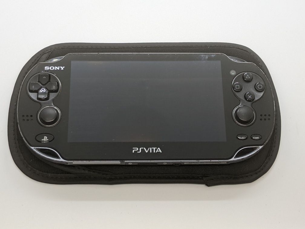 PS Vita OLED 64gb з іграми + чохол