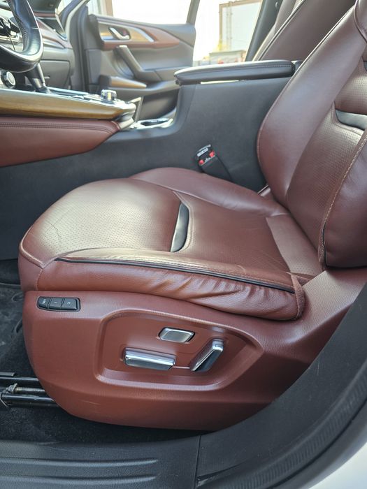 Mazda CX-9 Signature