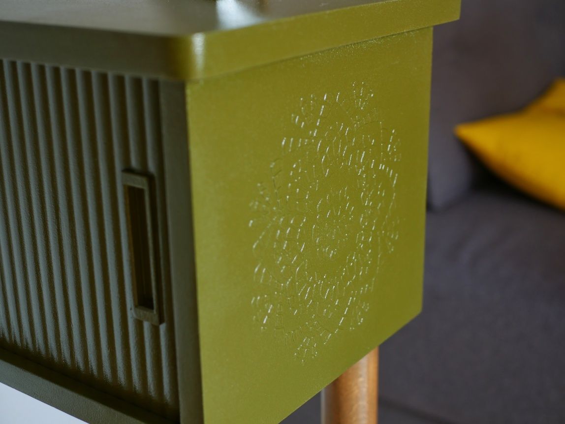 Szafka / konsola handmade – wąski mebel do przedpokoju i salonu.
