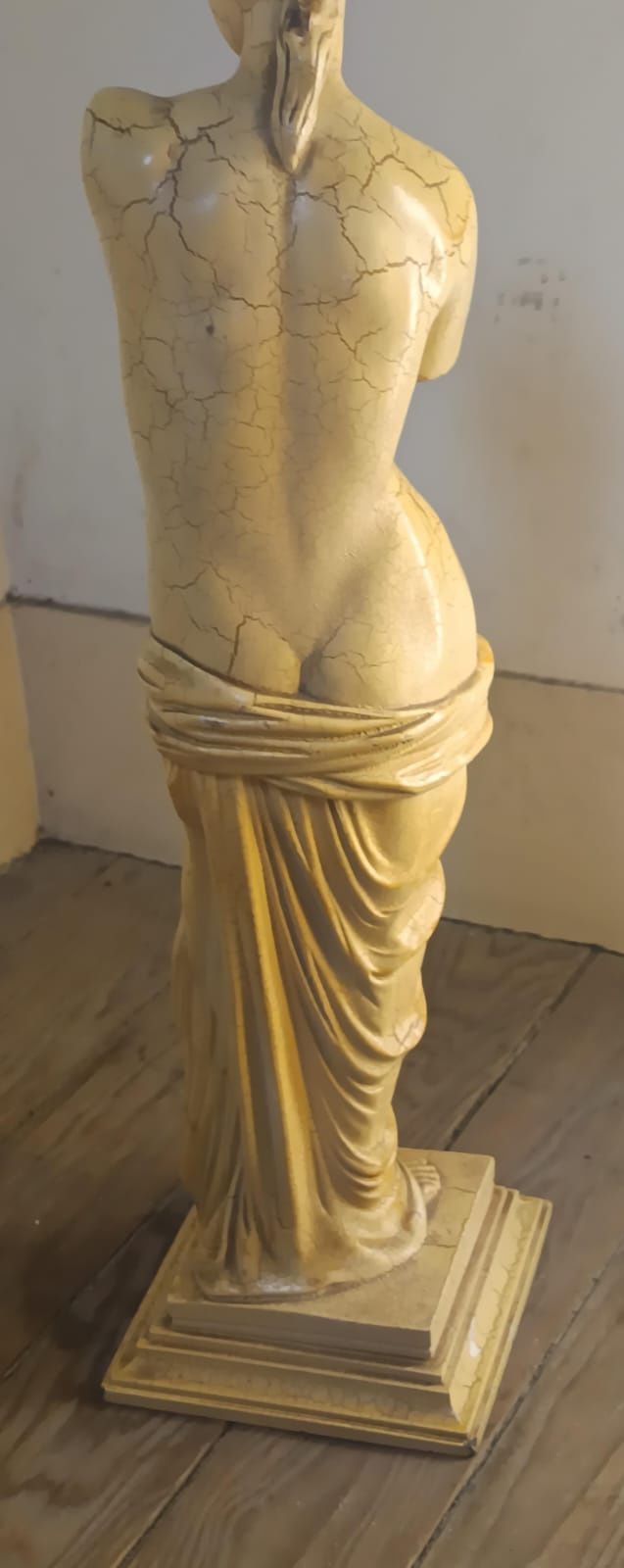 Estatua venus (medidas nas fotos)