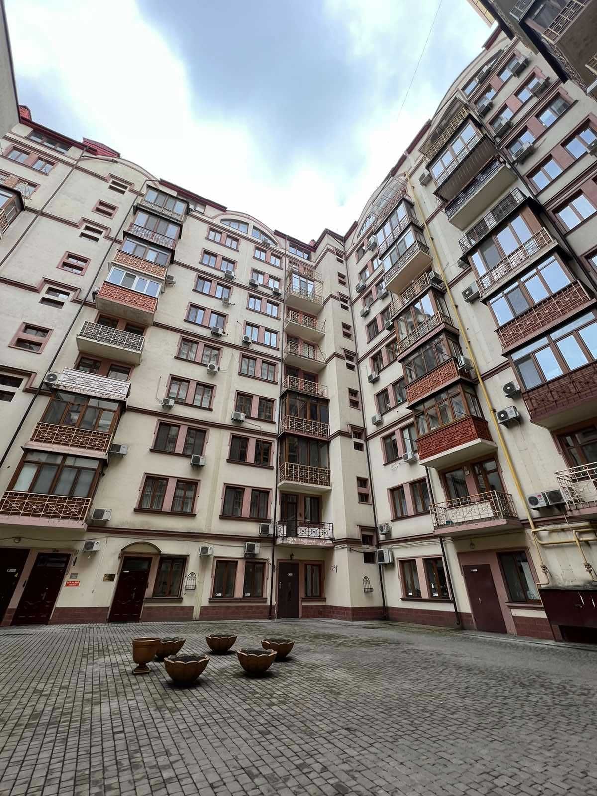 Шикарная 2-комн. квартира 106 м.кв. на Жуковского Центр Одессы