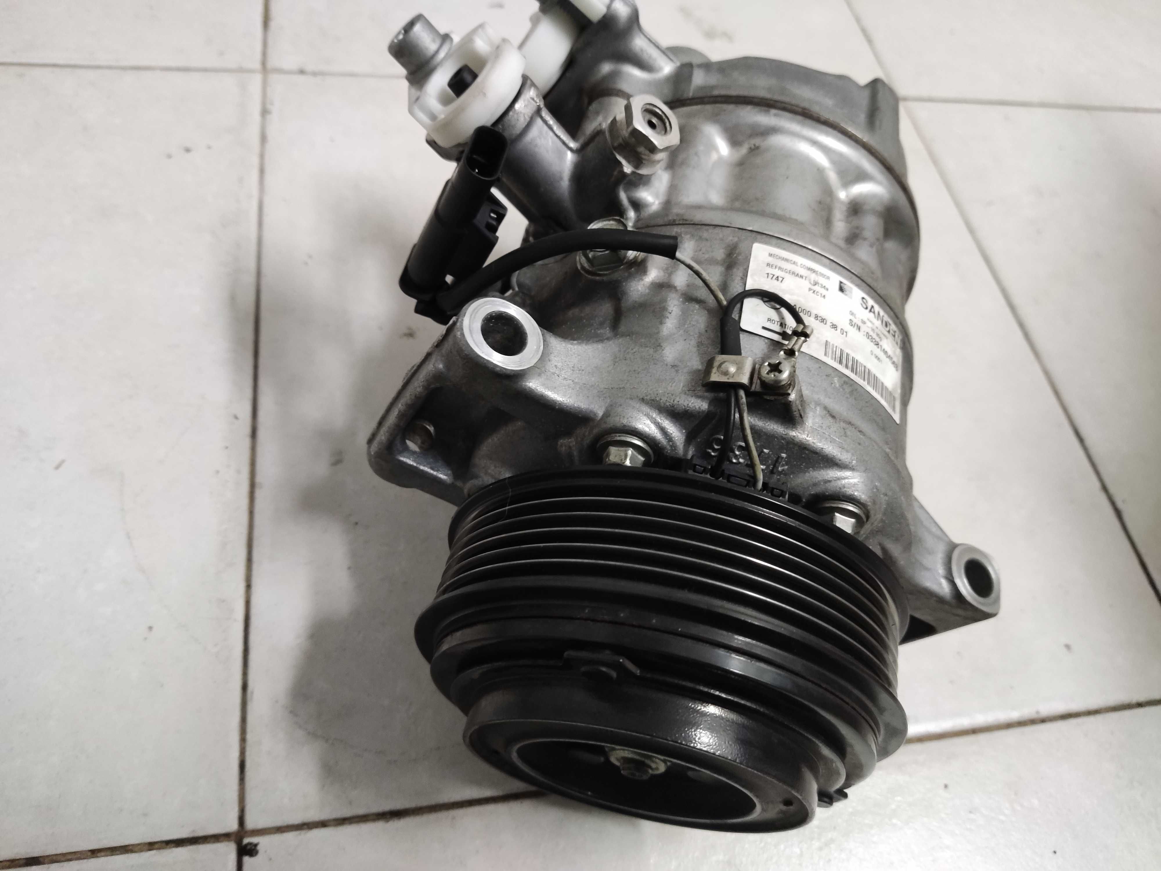 Compressor ar condicionado R134 e R1234yf Mercedes-Benz W205/ W253