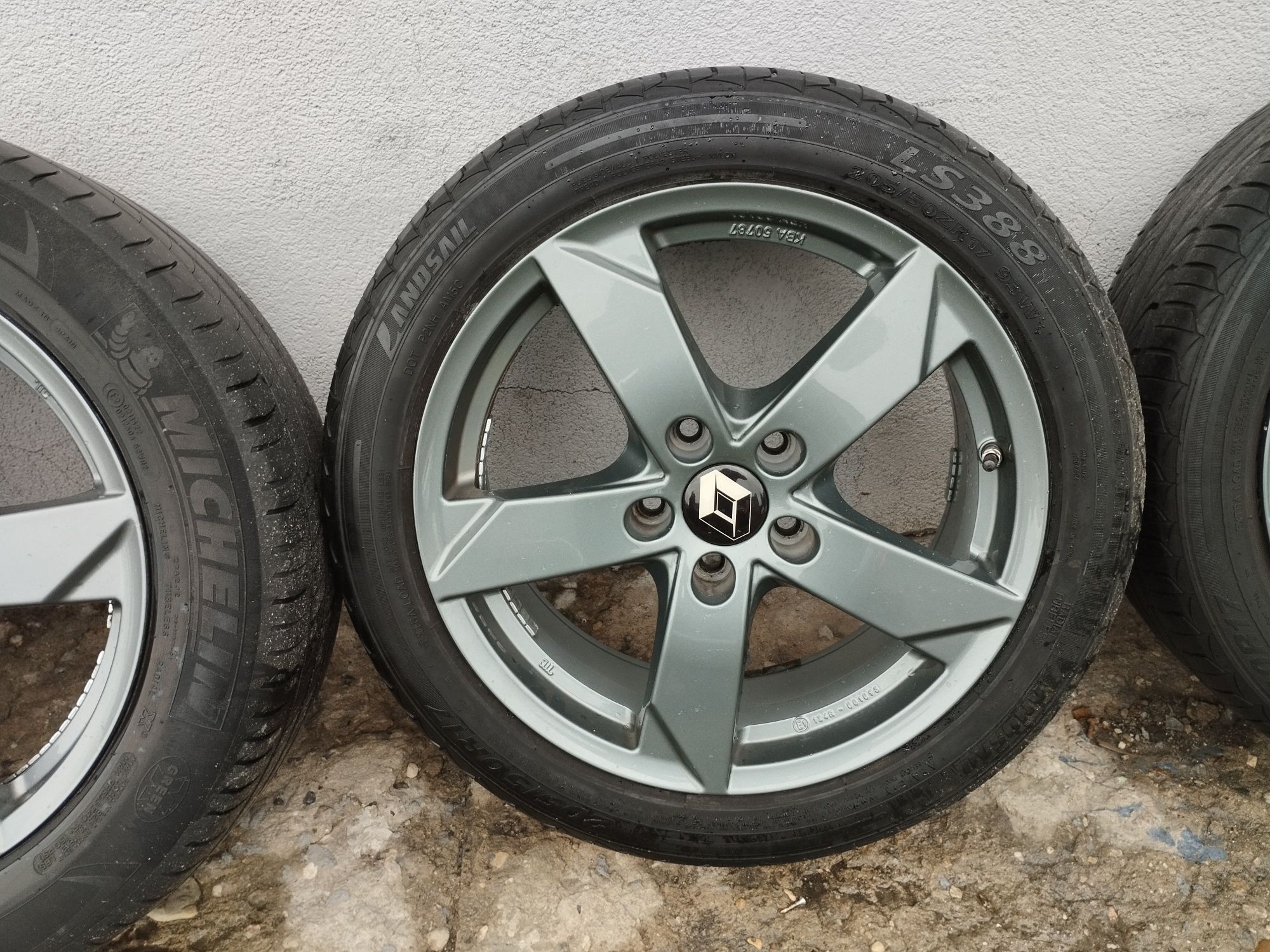 Felgi 17" Renault Talisman pasujące do większości modeli z gr. Renault