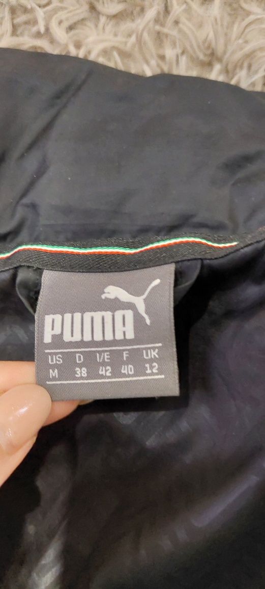 Продам куртку Ferrari Puma