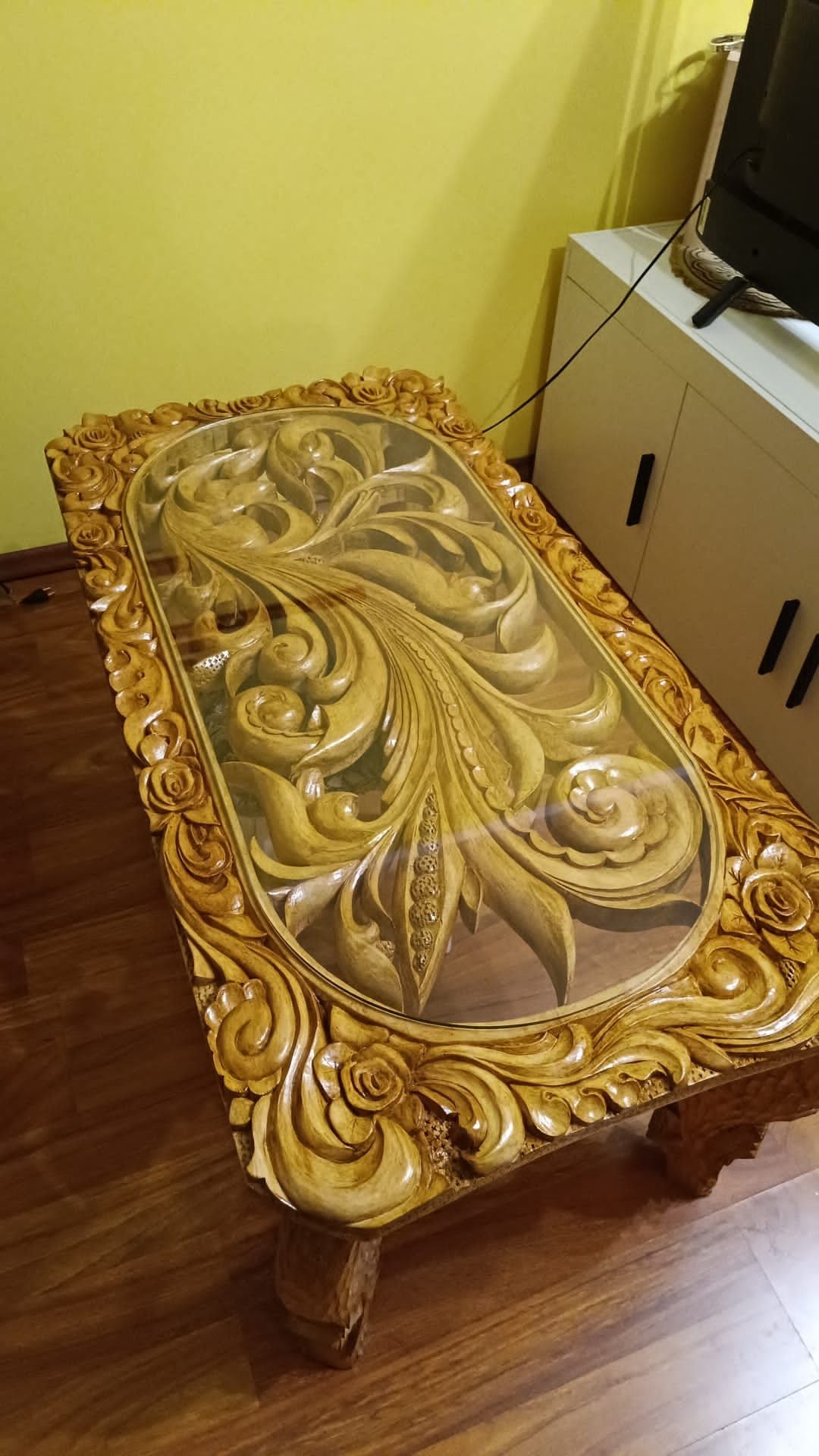 Stółik kawowy robiony ręcznie