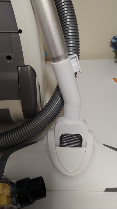 Aspirador de pó e água