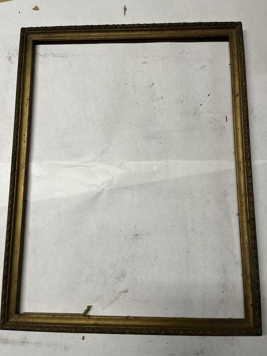 Stara zdobiona ramka drewniana do obrazu lustra