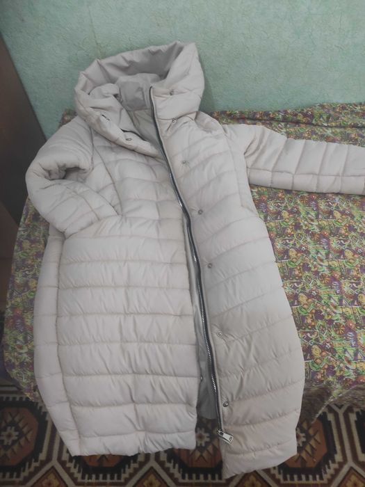Пальто зимове( пуховик)