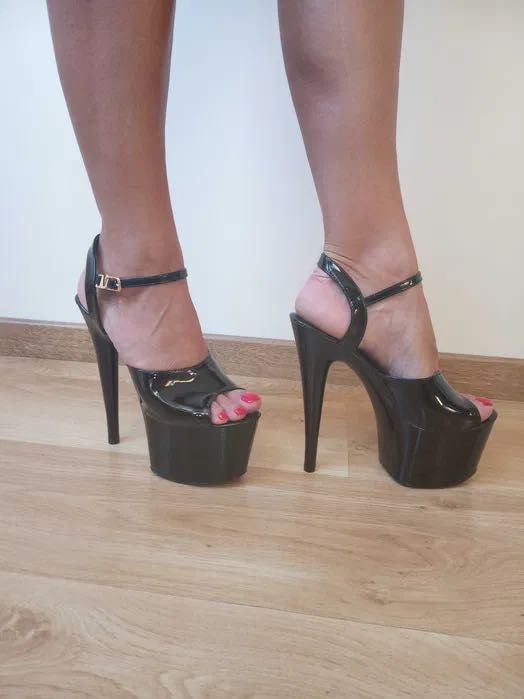 32/ OD RĘKI 43 Trans Crossdress sandały szpilki gogo 17cm czarne
