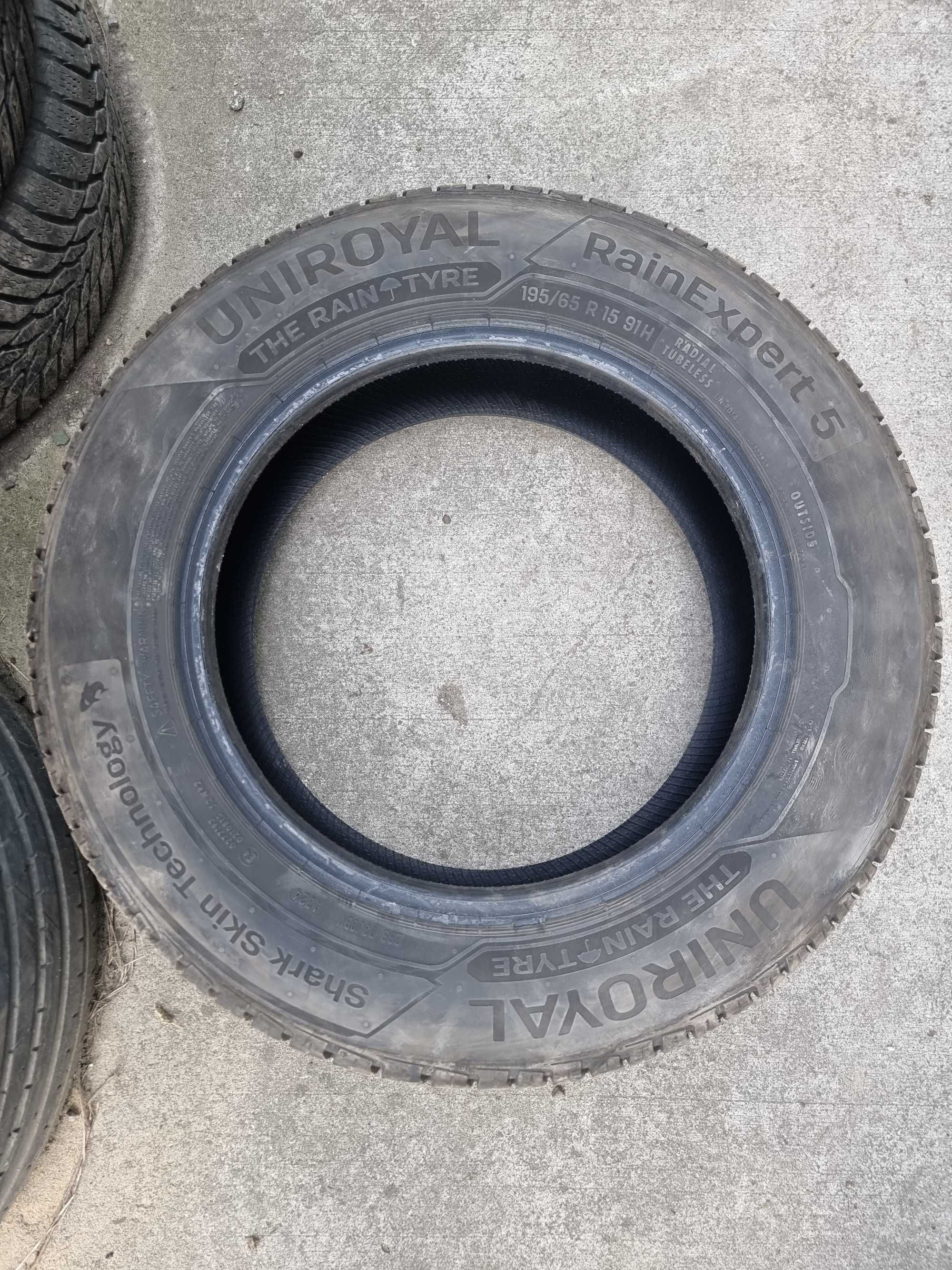 Opony 2 szt. 195/65/15 2024 r. Uniroyal RainExpert 5 DOT 1324 7,0 mm