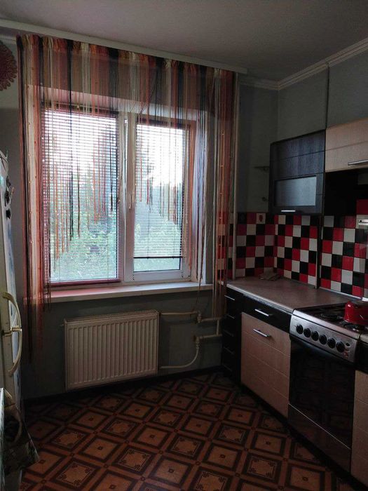 40594 Продається 2 кімнатна квартира по вул Прибузька