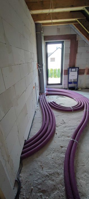 Elektryk, Instalacje elektryczne