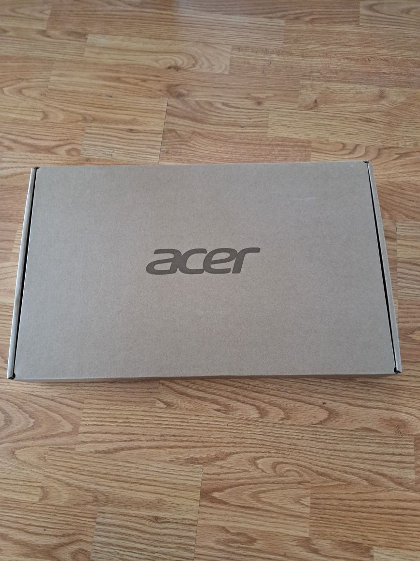 Laptop Acer Extensa 215-55-EP/ nowy