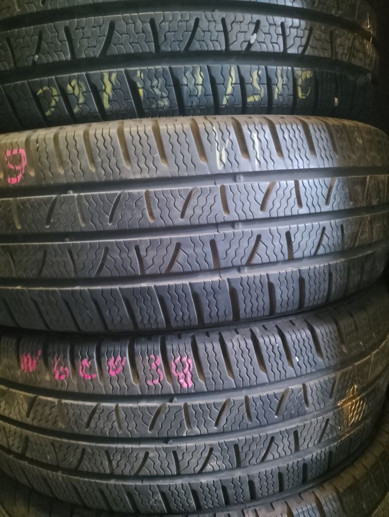 Продам зимние шины 215/65 r16 C