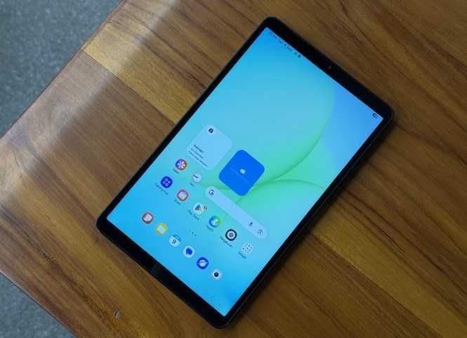 Планшет телефон навігатор Samsung Galaxy Tab Red 8 Дюймів 128GB
