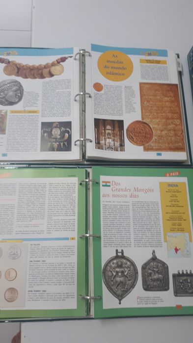 Colecção de Notas, Moedas e Selos Planeta DeAgostini 4 Álbuns
