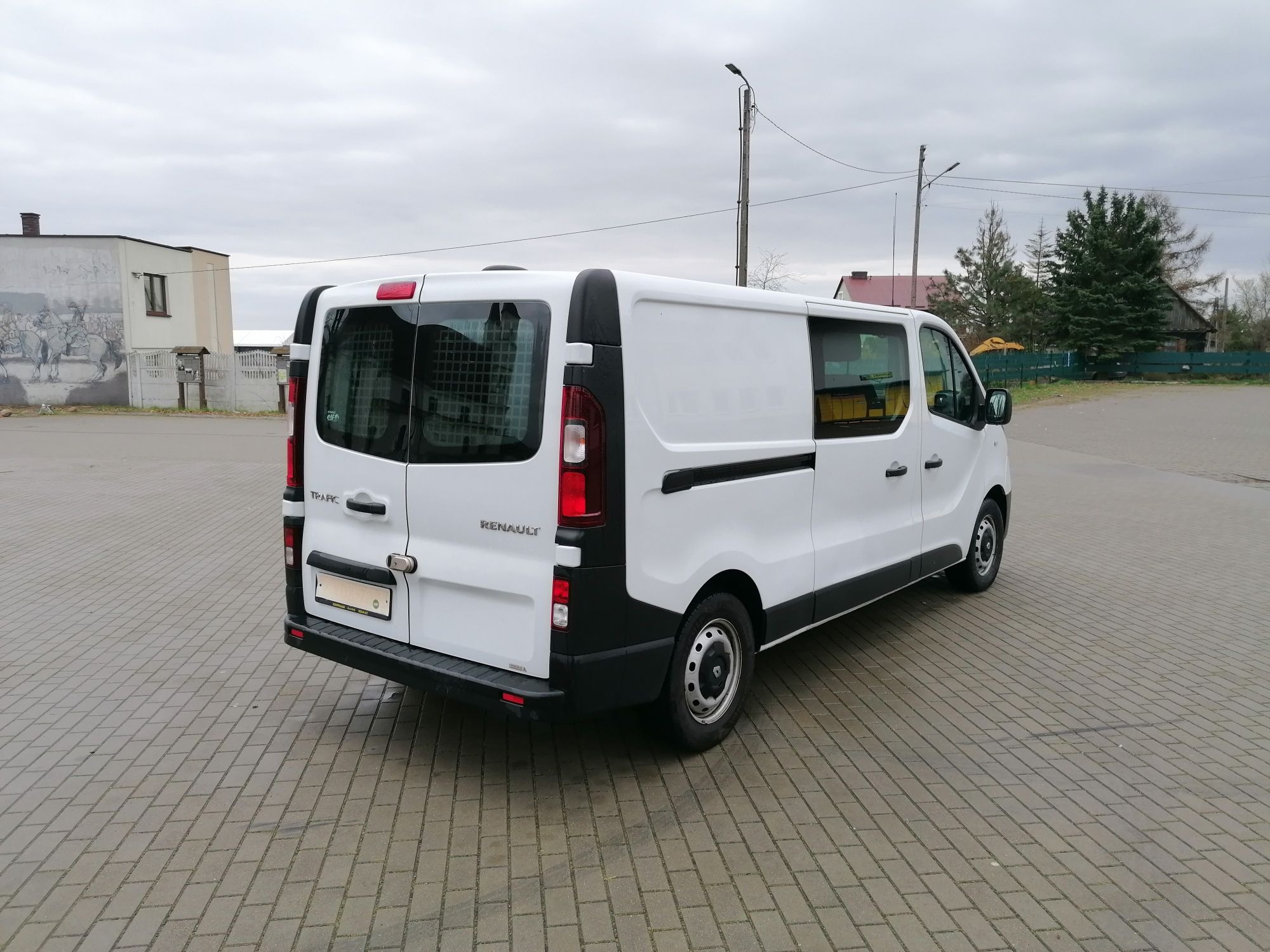 Renault Trafic BRYGADÓWKA LED 2020r LONG DŁUGI *117tyś*km Przebiegu !!