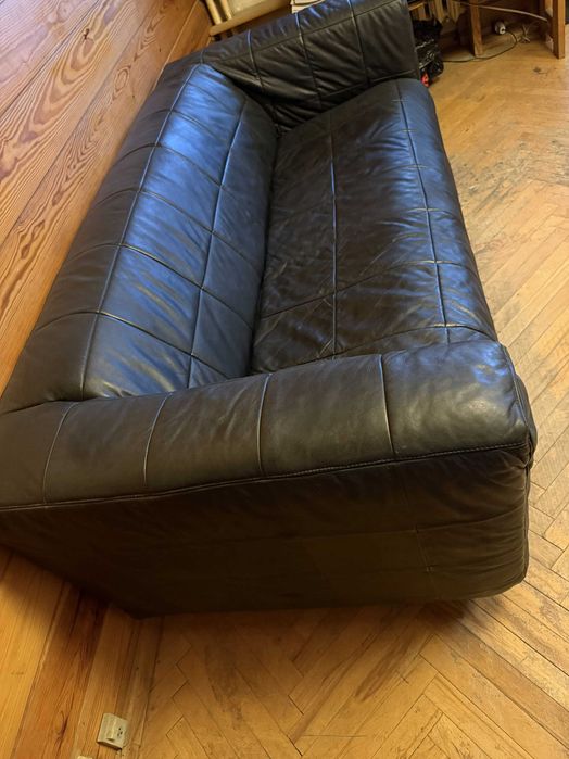 Kanapa czarna, skóra naturalna 180cm szerokość, w bardzo dobrym stanie