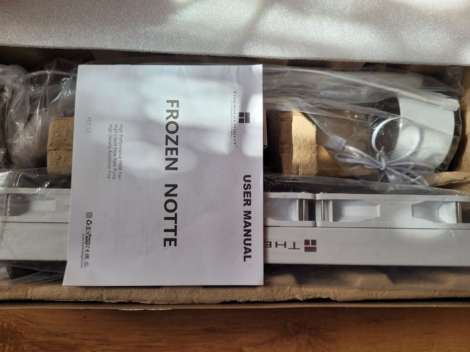 Thermalright Frozen Notte 360 Argb White V2 3x120mm