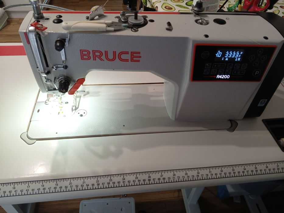 Швейна  промислова машинка BRUCE R4200 — автомат, ідеальний стан!