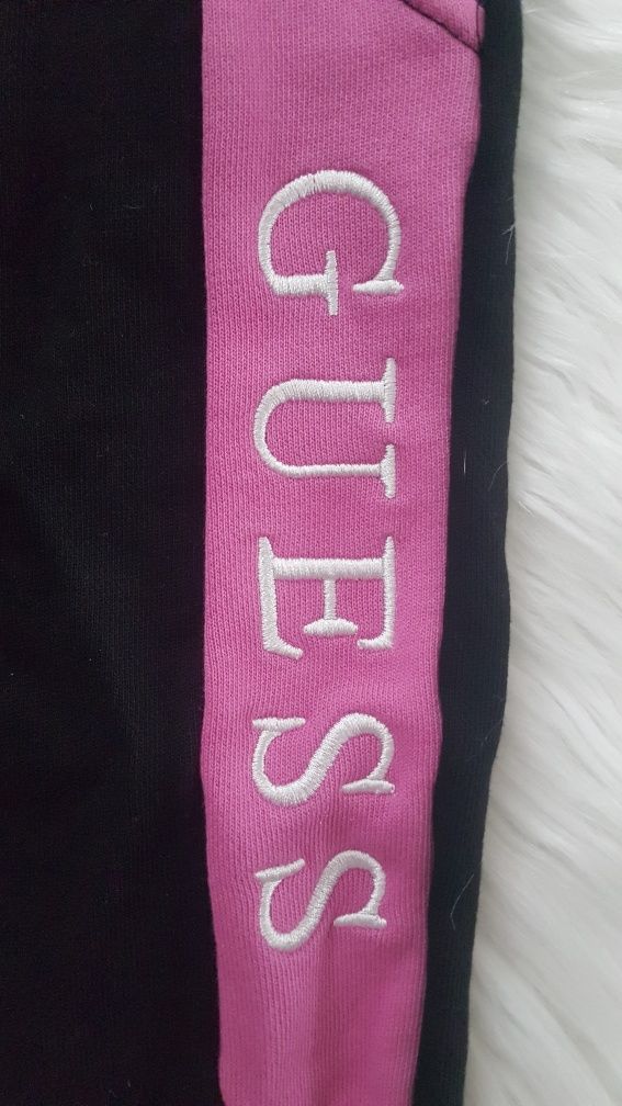 Spodnie dresowe Guess 4