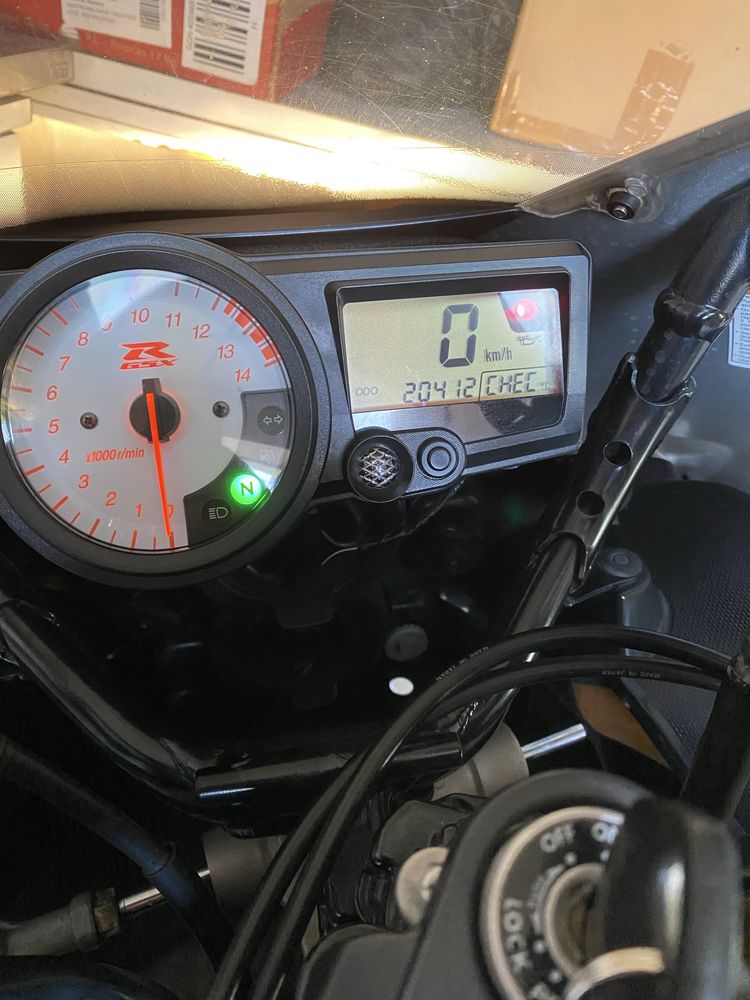 GSXR1000 k4 ( poucos km )