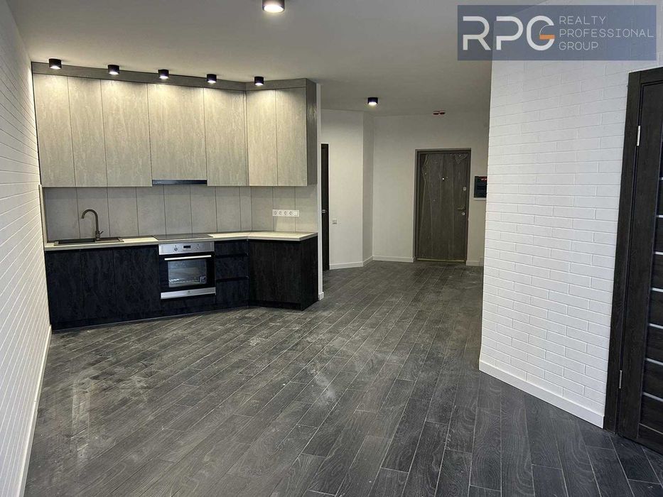 Продаж 1-к квартири в ЖК Русанівська Гавань 62 кв.м з ремонтом