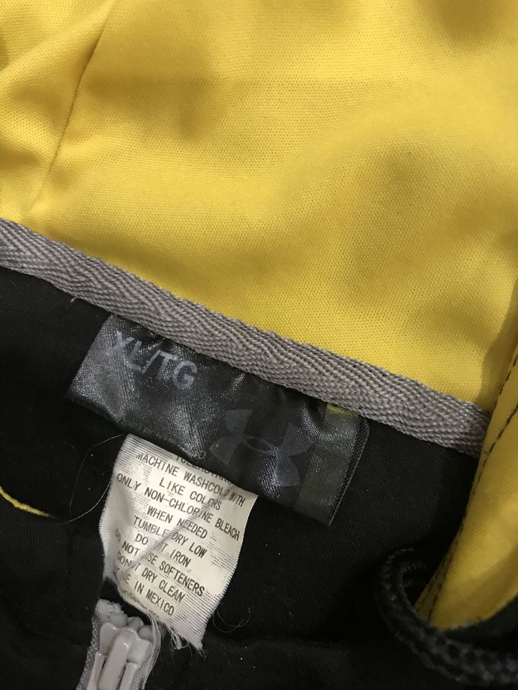 Спортивна кофта Under Armour