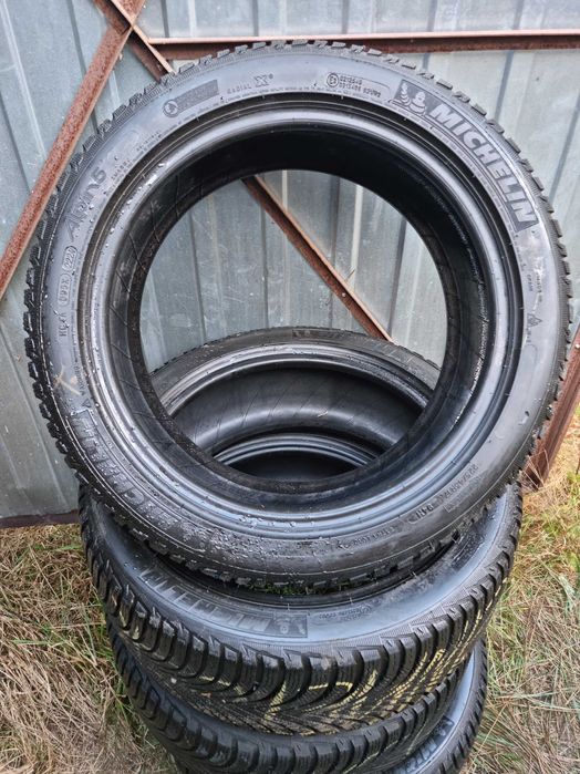 Michelin	Alpin 5 225/45 R17