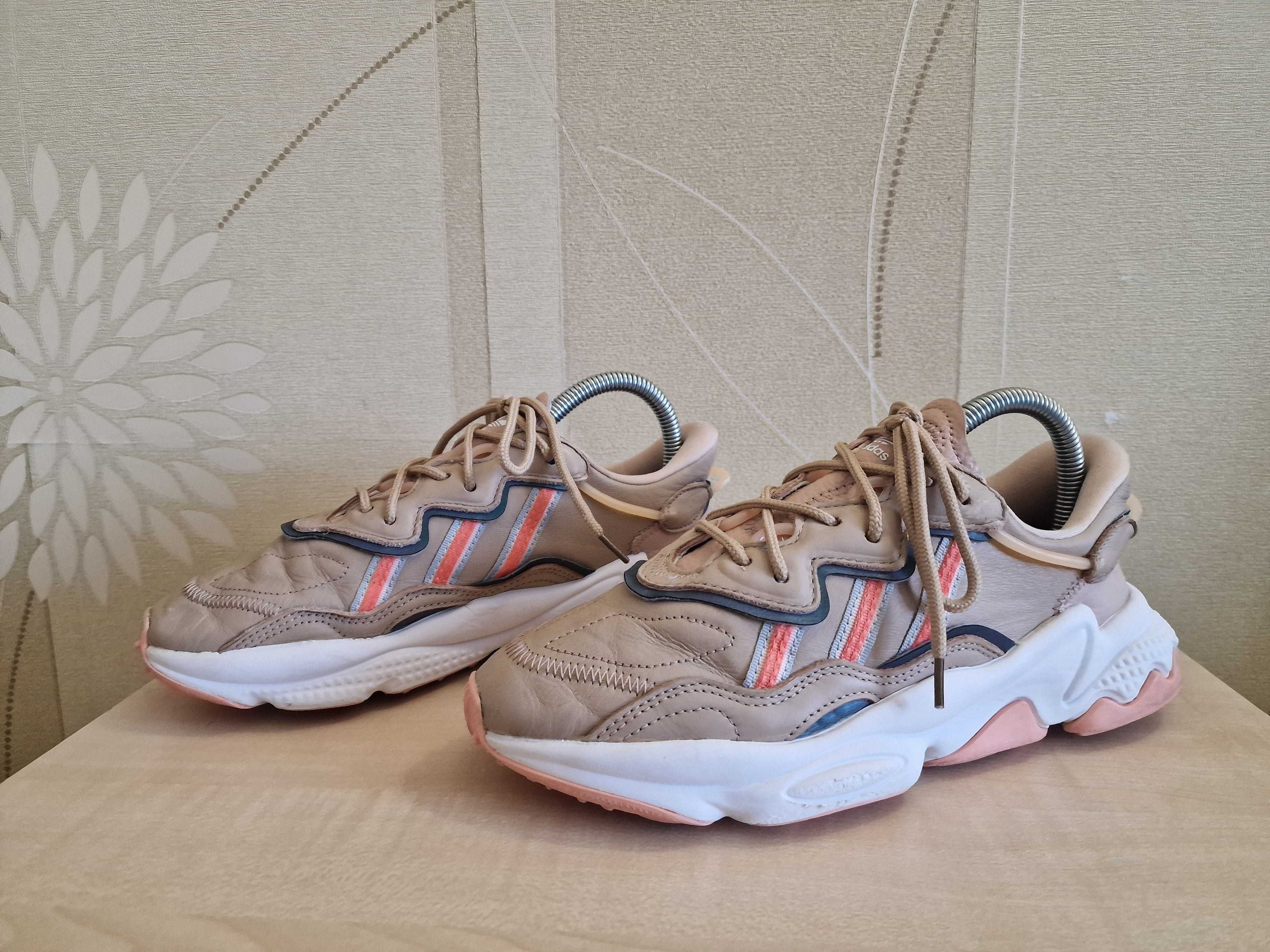 Кросівки Adidas Ozweego оригінал розмір 38