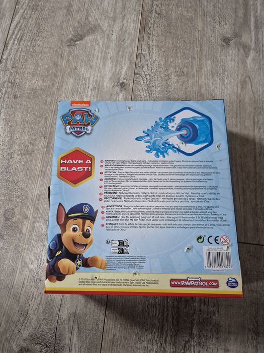 Plecak na wodę Chase  Pistolet z psikawką i pompka Miotacz psi Patrol