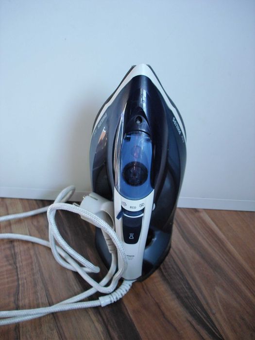 Philips Паровой утюгAzur GC4564/20