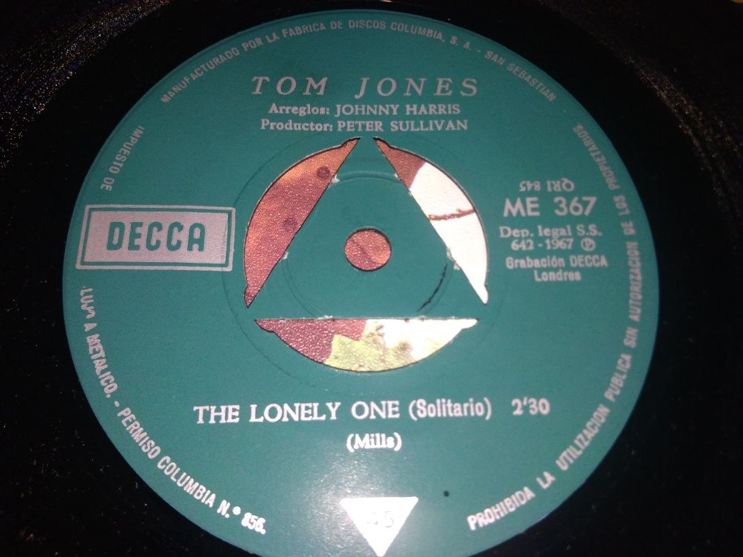 Antigo vinil single de Tom Jones 1967