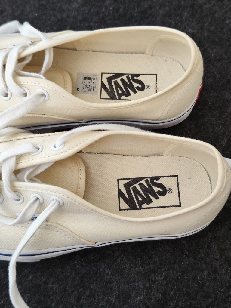 Sapatilhas Vans Authentic Senhora