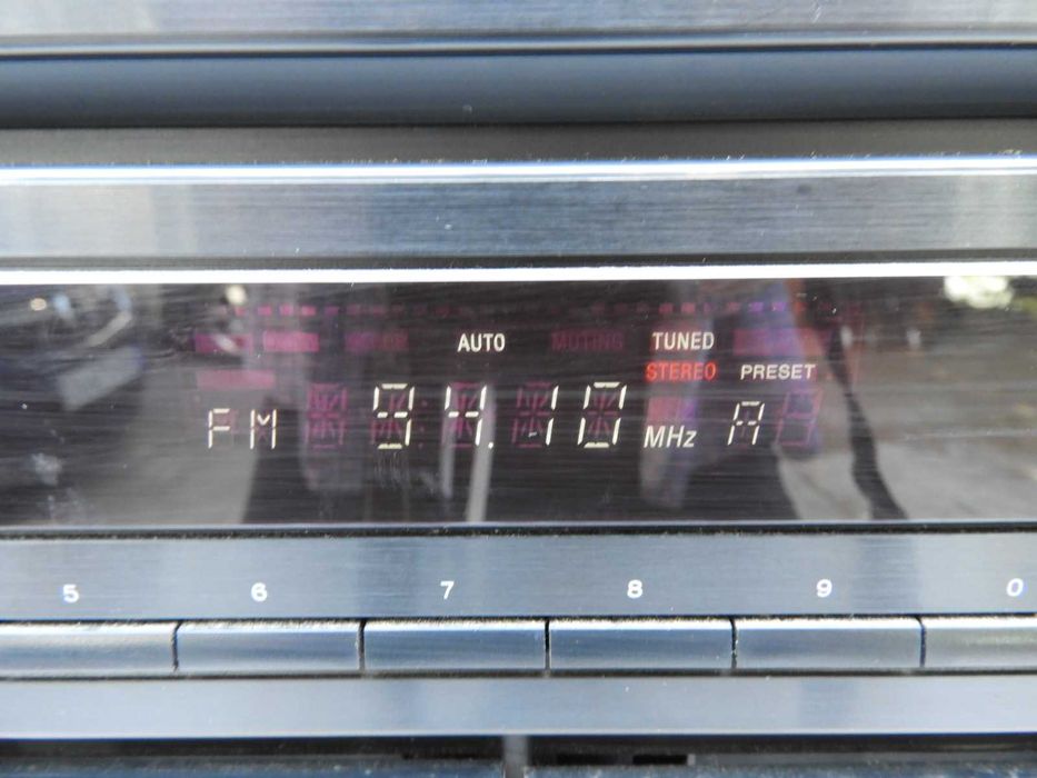 Radio wzmacniacz korektor Sony HST - 111