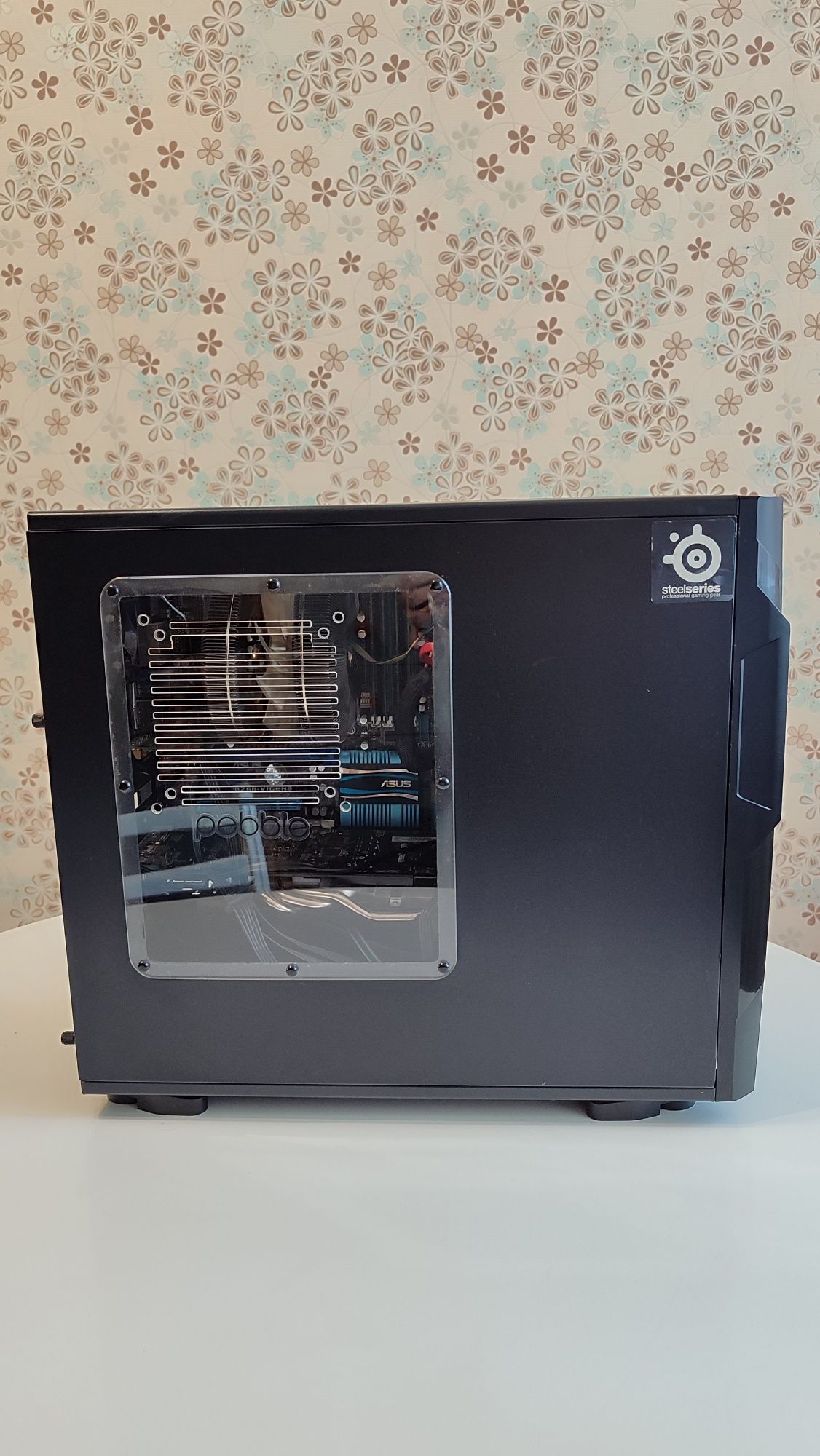 Ігровий комп'ютер i7-2600 + ігрова клавіатура Razer