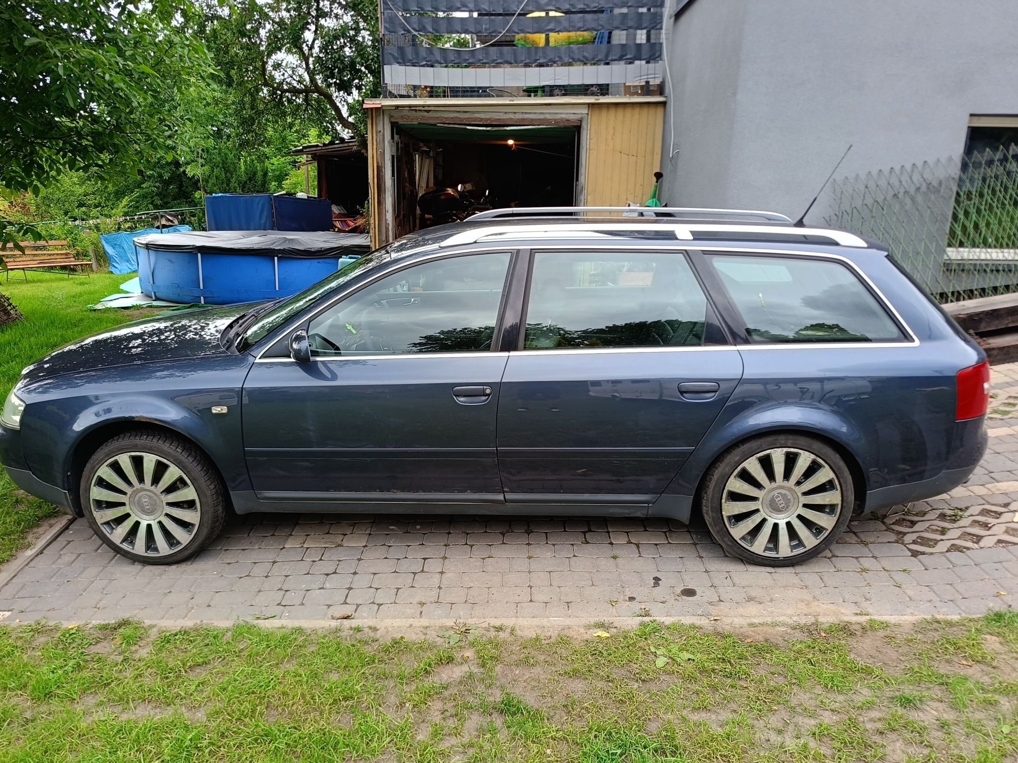 Audi A6 C5 2002 hak