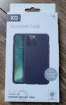 Etui Xqisit Silicone Case Anti Bac do iPhone 13 Pro niebieskie NOWE