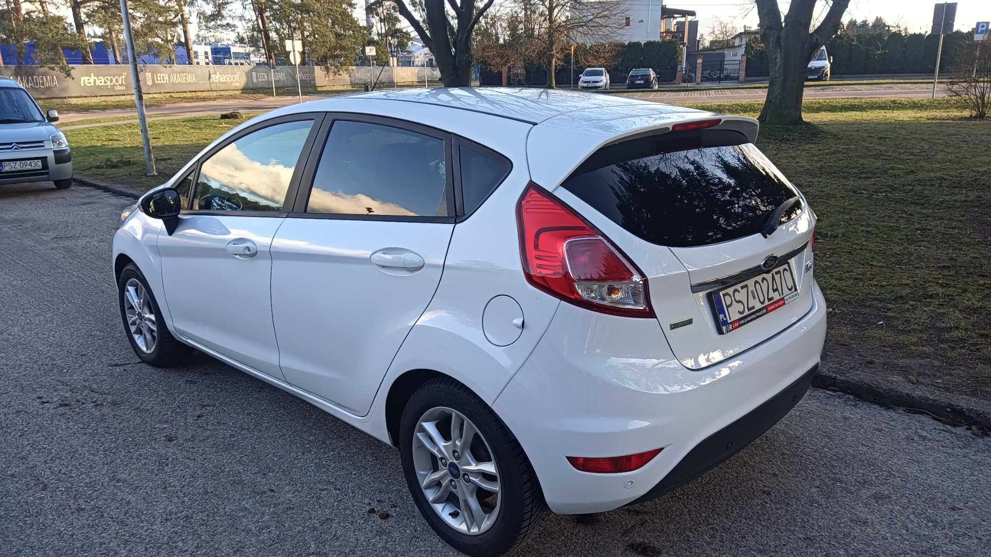 Ford fiesta 1.0 90 koni 2016 rok. zarej. ubezp. bardzo ladny .