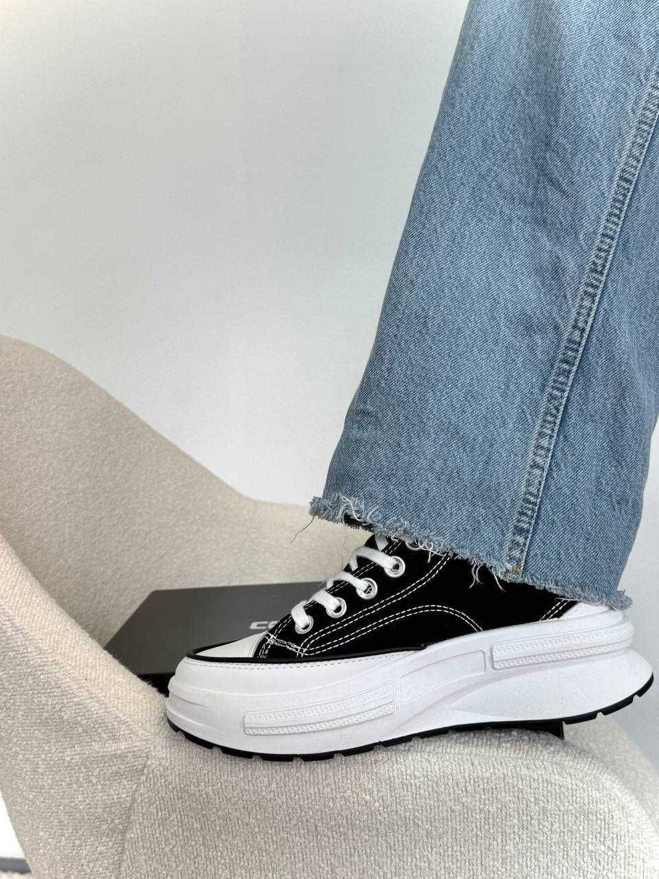 Converse Platform чорні високі конверси на платформі 2025